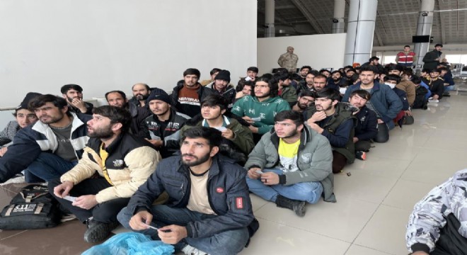 136 Afgan göçmen, ülkelerine gönderildi