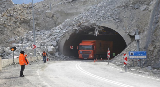 Artvin-Erzurum karayolu trafiğe açıldı
