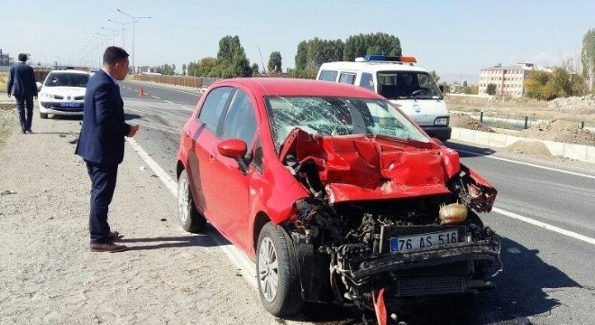 Horasan yolunda trafik kazası: 1 yaralı
